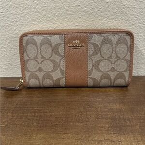 Coach Accordion Wallet